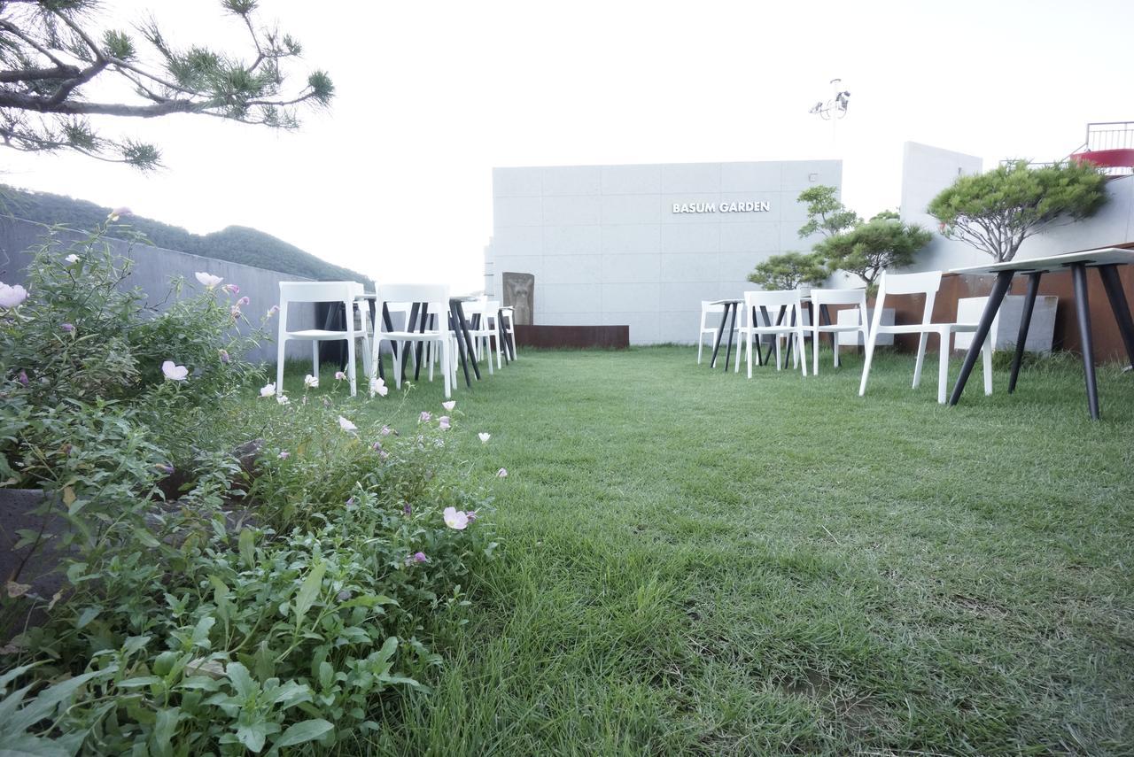 Hotel Matthieu Yeosu Esterno foto
